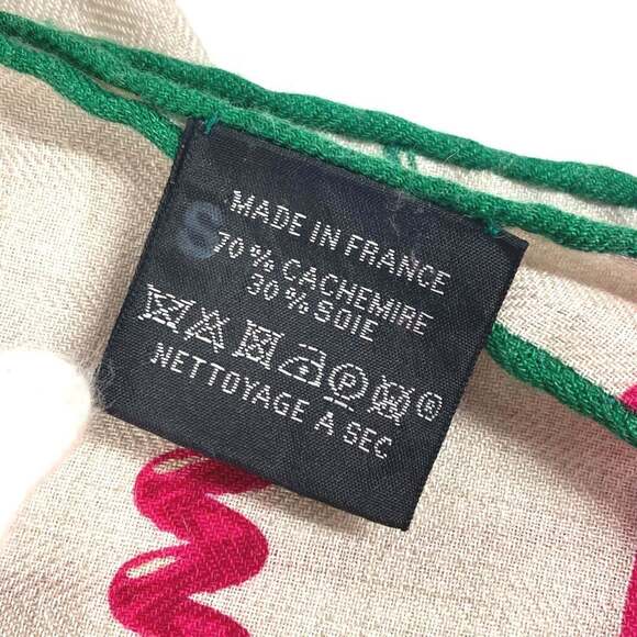HERMES Cream Silk Scarf - Picture 5 of 15